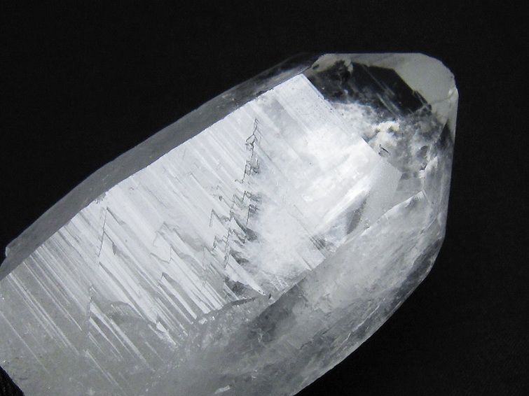 レムリアンシード水晶原石 ミナスジェライス州コリント産 ※証明書付き[T641-1550] 2枚目