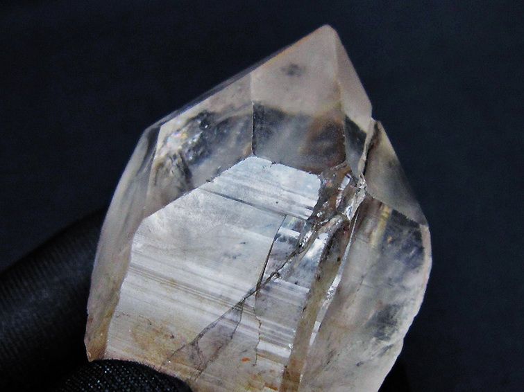 レムリアンシード 水晶原石 ミナスジェライス州コリント産 ※証明書付き[T641-1933] 3枚目