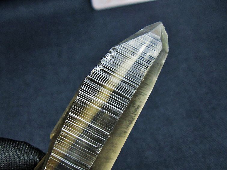 レムリアンシード 水晶原石 ミナスジェライス州コリント産 ※証明書付き[T641-2045] 2枚目