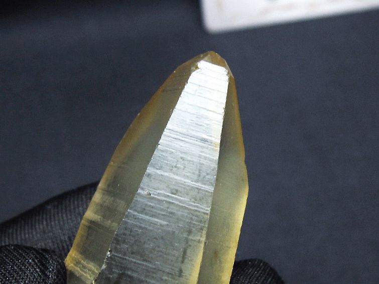 シトリン レムリアンシード水晶原石 ミナスジェライス州コリント産 ※証明書付き[T641-2166] 3枚目