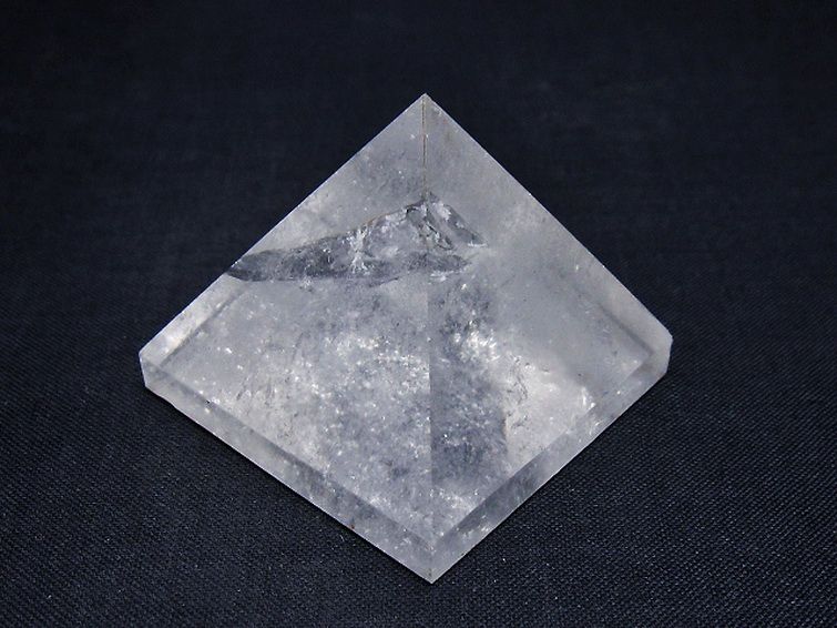 ヒマラヤ水晶ピラミッド [t648-3595] 2枚目