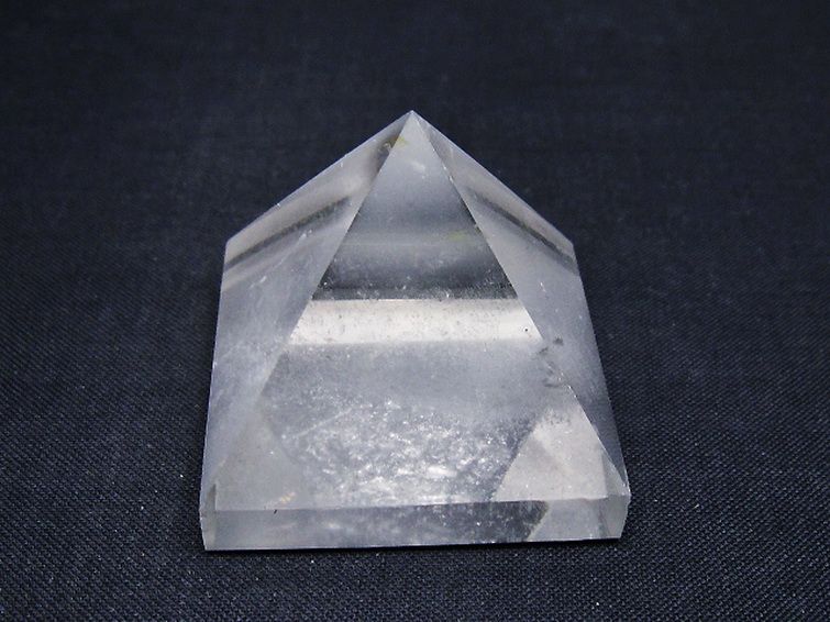 ヒマラヤ水晶ピラミッド [t648-3653] 1枚目