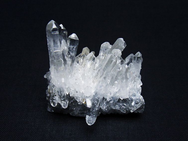 パワーストーン 天然石 ヒマラヤ水晶クラスター[T661-9075]