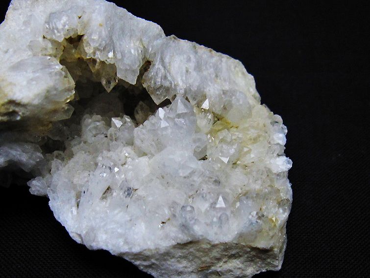 カテドラルライブラリー水晶クラスター [t689-2547] 2枚目