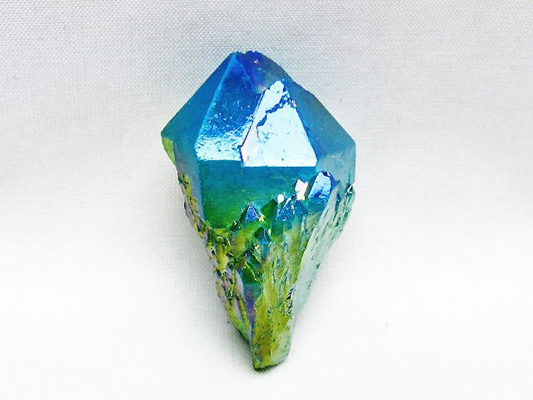 オーラ水晶 オーラクリスタル カテドラルライブラリー 原石 (グリーン)[T693-5285] 1枚目