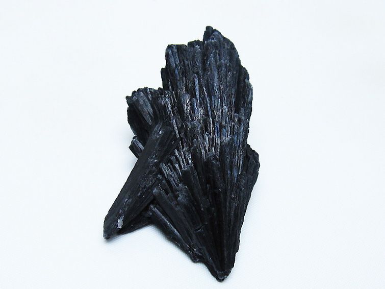 ブラック カイヤナイト 原石[T697-4153] 3枚目