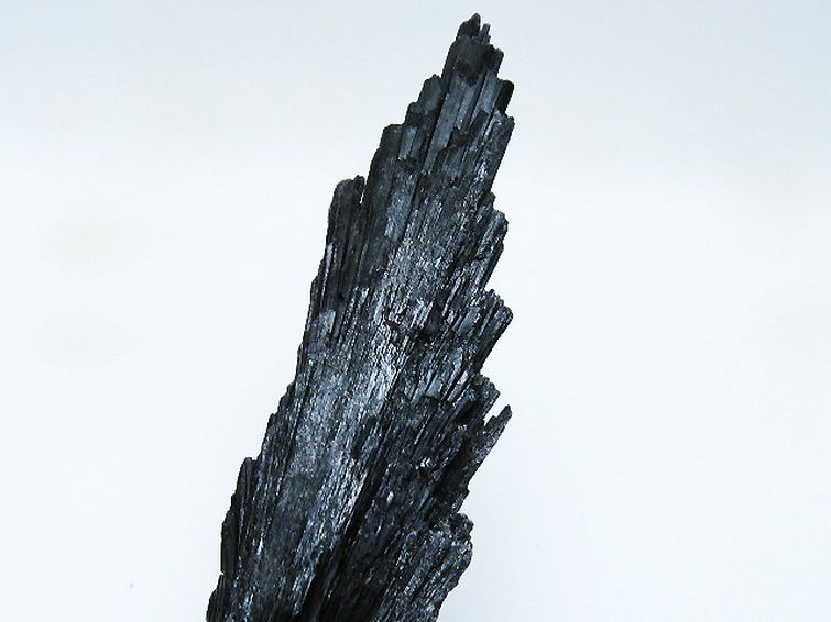 ブラック カイヤナイト 原石[T697-4178] 2枚目