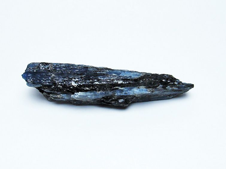 カイヤナイト原石[T699-2213] 1枚目