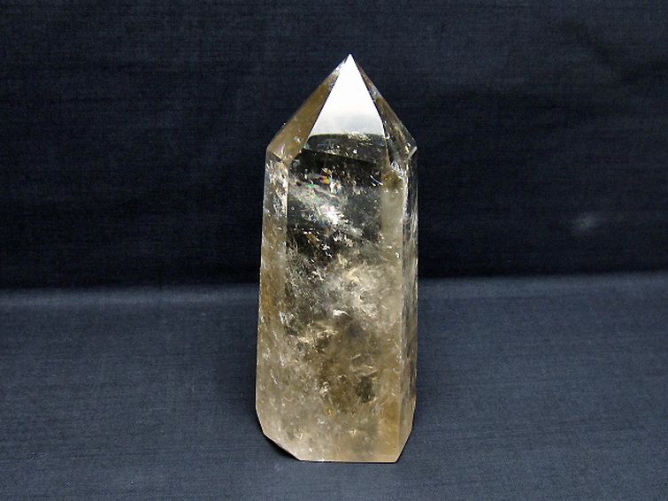 虹入りライトニング水晶ガーデン水晶六角柱 [t705-7641] 1枚目