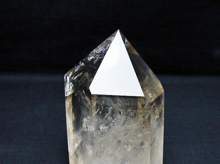 虹入りライトニング水晶ガーデン水晶六角柱 [t705-7648] 3枚目