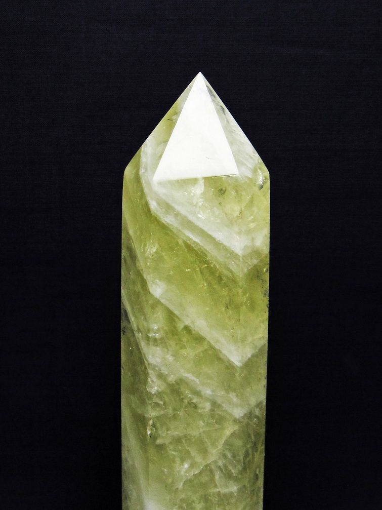 1.1Kgシトリン水晶六角柱[T719-4945] 2枚目