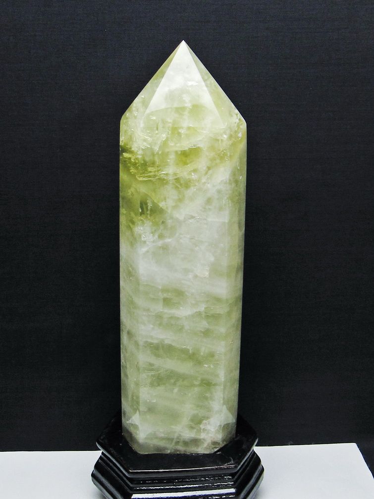 2.1Kgシトリン水晶六角柱 [t719-5097] 1枚目