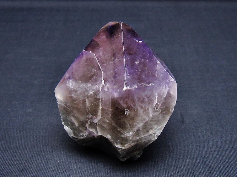 アメジスト六角柱[T720-1230] 1枚目