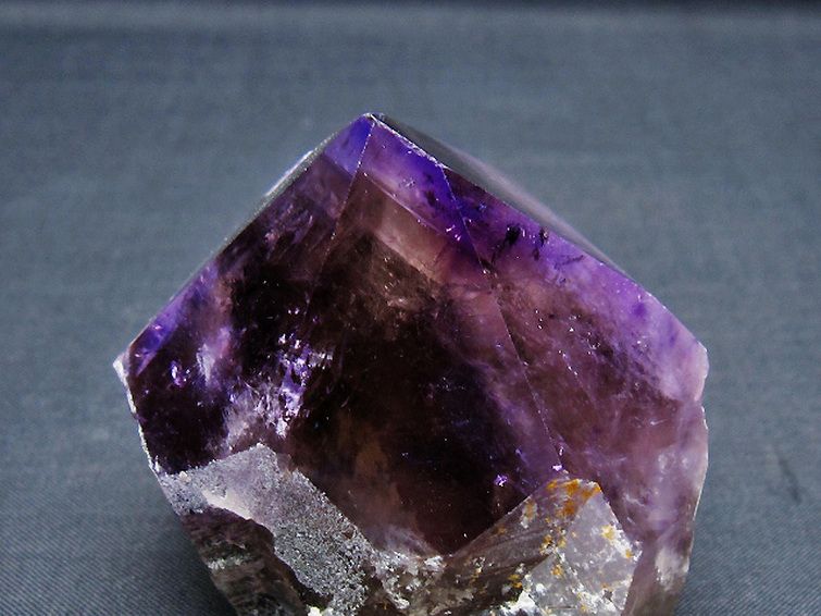 アメジスト六角柱[T720-1257] 2枚目