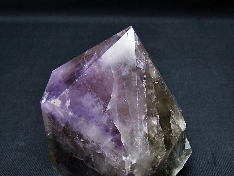 アメジスト六角柱[T720-1303] 3枚目