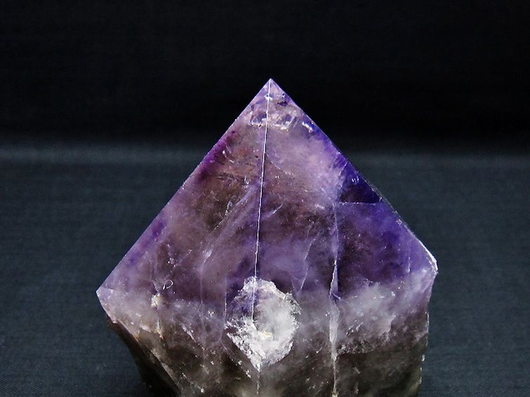 アメジスト六角柱[T720-1319] 2枚目