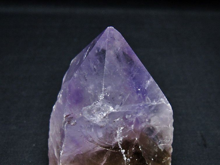 アメジスト六角柱[T720-1387] 2枚目