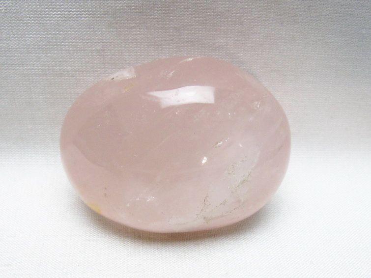 ローズクォーツ 原石 [t723-1956] 2枚目