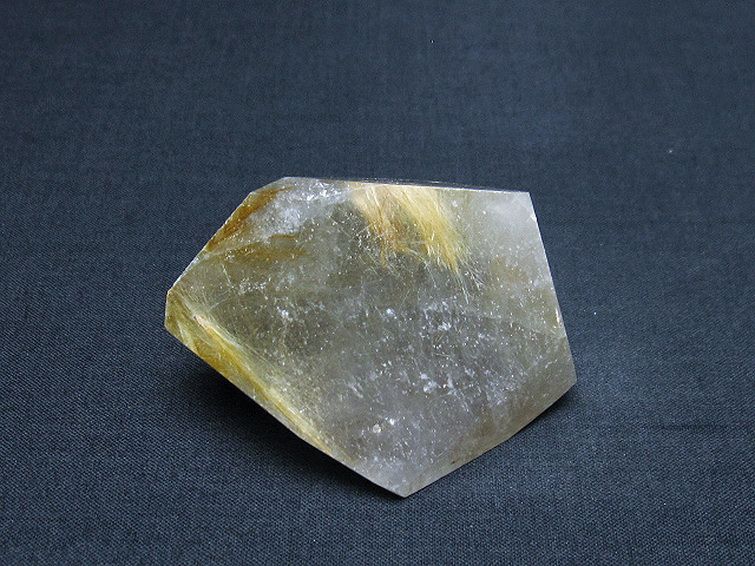 ゴールドタイチンルチル原石[T725-2343] 1枚目