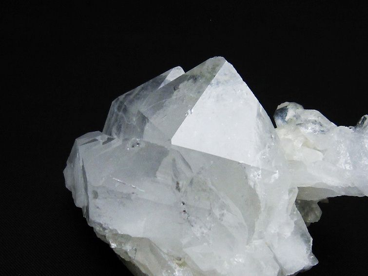 水晶クラスター　1.7キロ 水晶クラスター 1.7キロ