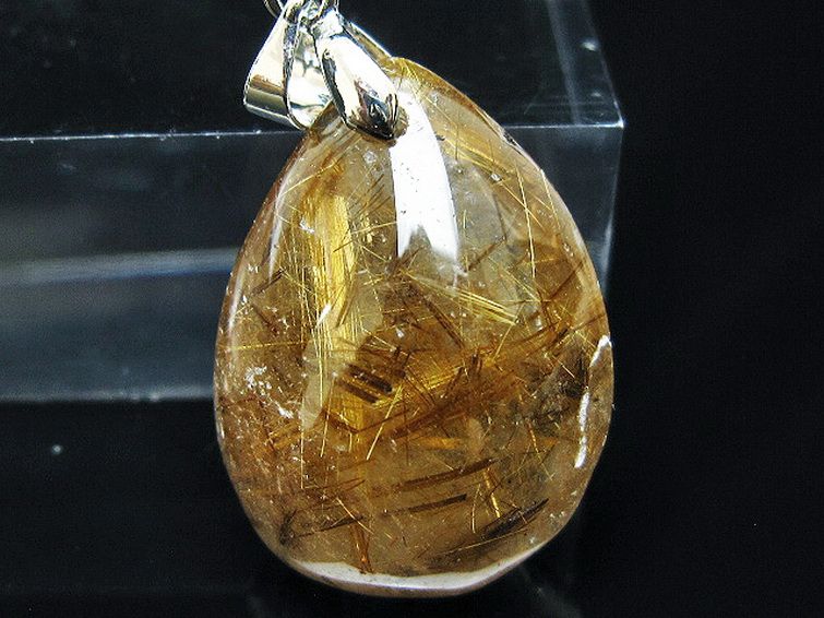 パワーストーン 天然石 ゴールドタイチンルチルペンダント[T741