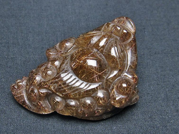 天然石 ルチルクォーツ（金針ルチル水晶） 金蟾 置物[T801-502] 3枚目