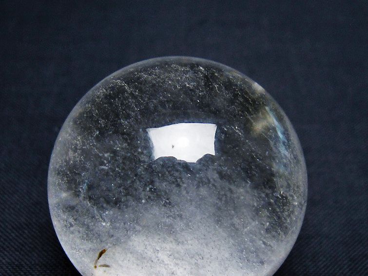 ヒマラヤ水晶丸玉 34mm [T91-9004] 2枚目