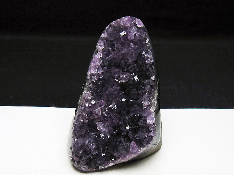 ウルグアイ産アメジストクラスター [t95-11216] 1枚目