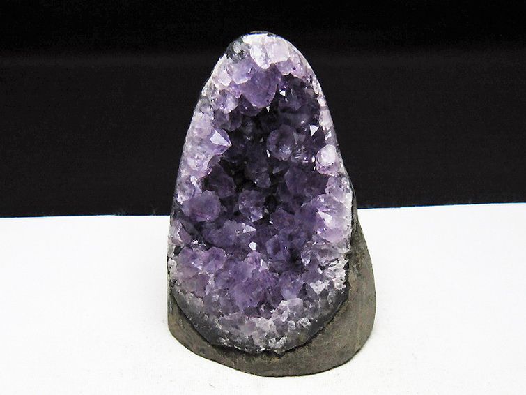 ウルグアイ産アメジストクラスター [t95-11252] 1枚目