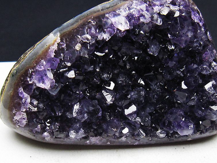 ウルグアイ産アメジストクラスター [t95-11269] 3枚目