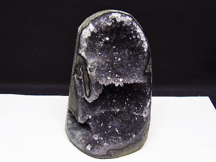 ウルグアイ産アメジストクラスター[T95-11362] 1枚目