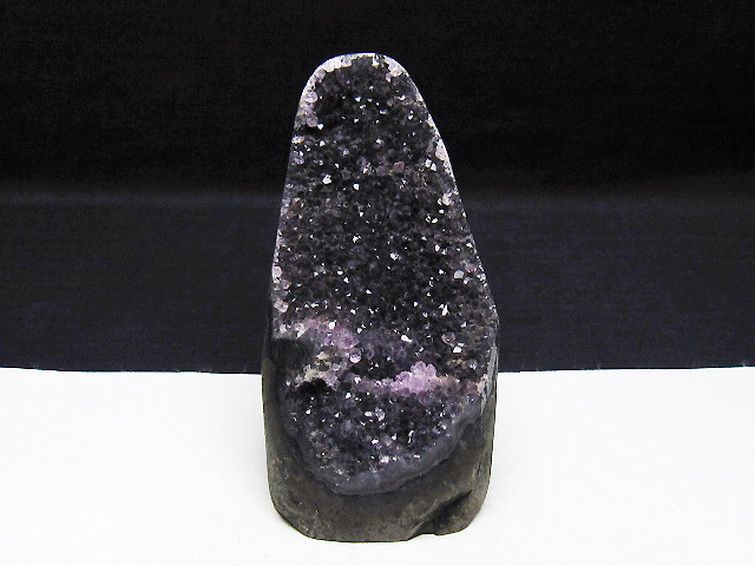 ウルグアイ産アメジストクラスター [t95-11401] 1枚目