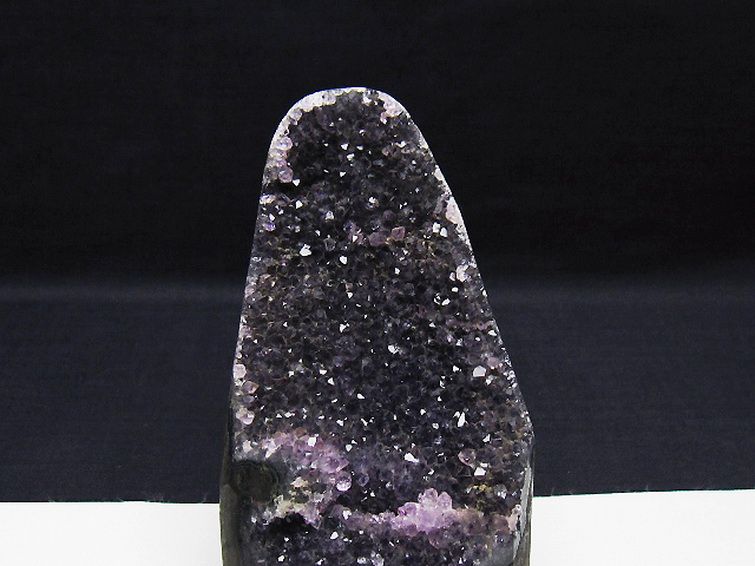 ウルグアイ産アメジストクラスター [t95-11401] 2枚目