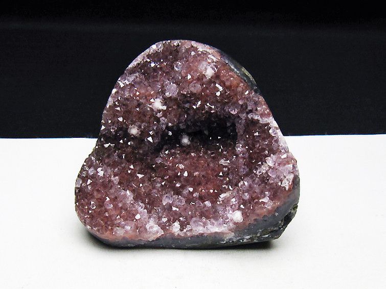 ウルグアイ産アメジストクラスター [t95-11436] 1枚目