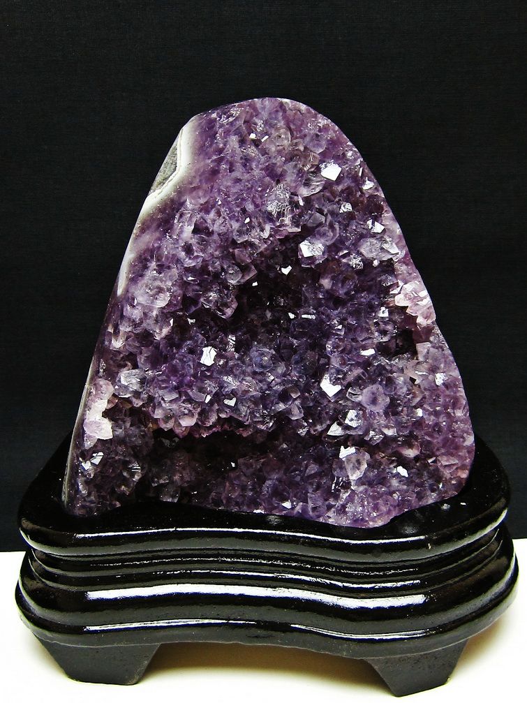 1.7Kgウルグアイ産アメジストクラスター [t95-11499] 1枚目