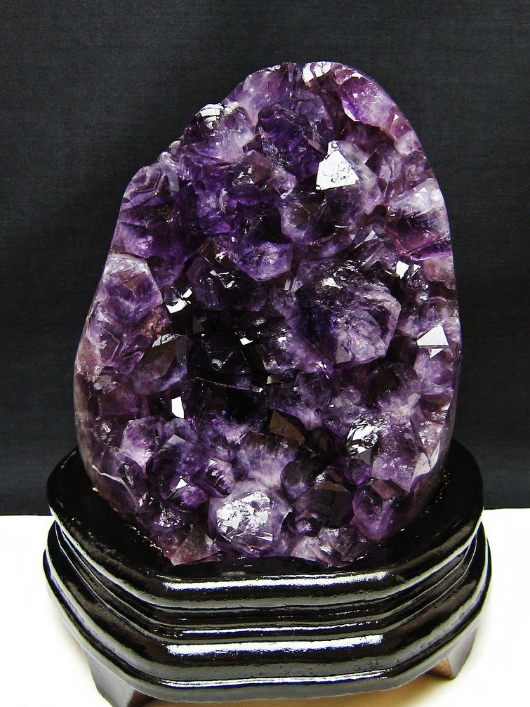 2.8Kgウルグアイ産アメジストクラスター [t95-11546] 1枚目