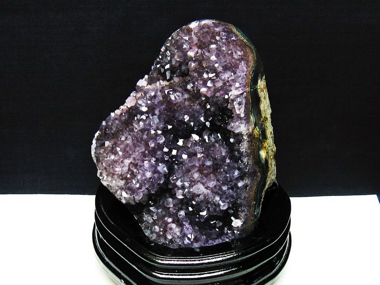 1Kgウルグアイ産 フラワーアメジストクラスター[T95-11793] 1枚目