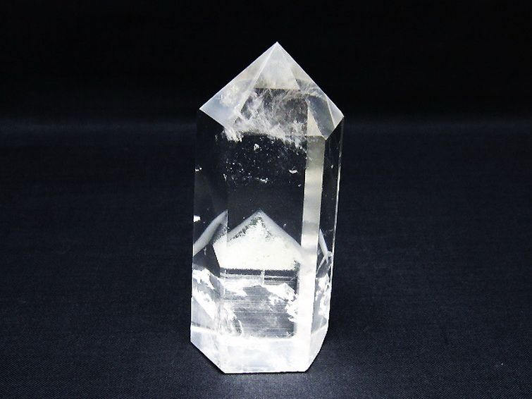 スーパーファントム水晶六角柱 [t98-2411] 1枚目