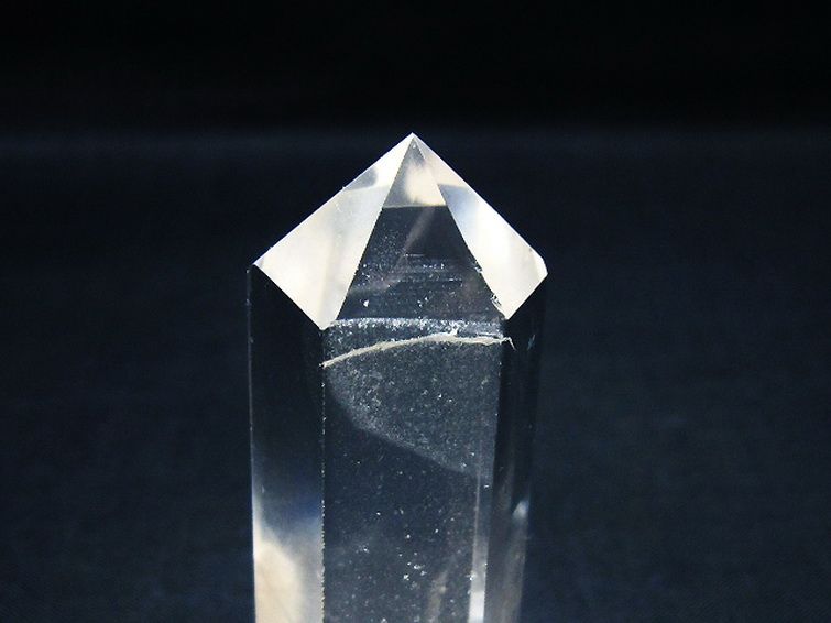 スーパーファントム水晶六角柱 [t98-2447] 2枚目
